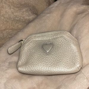 Brighton Collectibles Vintage Cream Shiny Pebbled Leather Coin Purse NWOT